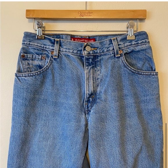 Levi’s Classic Relaxed 550 Blue Denim Jeans - Picture 6 of 9